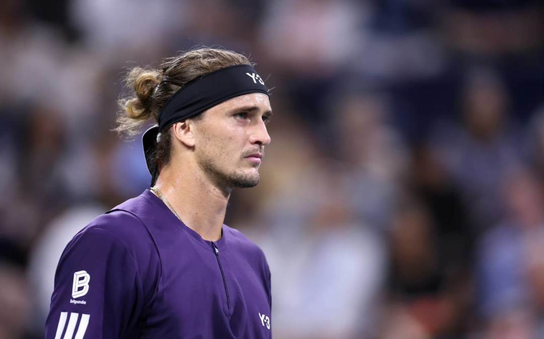 美网轻取年终总决赛,兹维列夫扛起全队 美网轻取年终总决赛,兹维列夫扛起全队