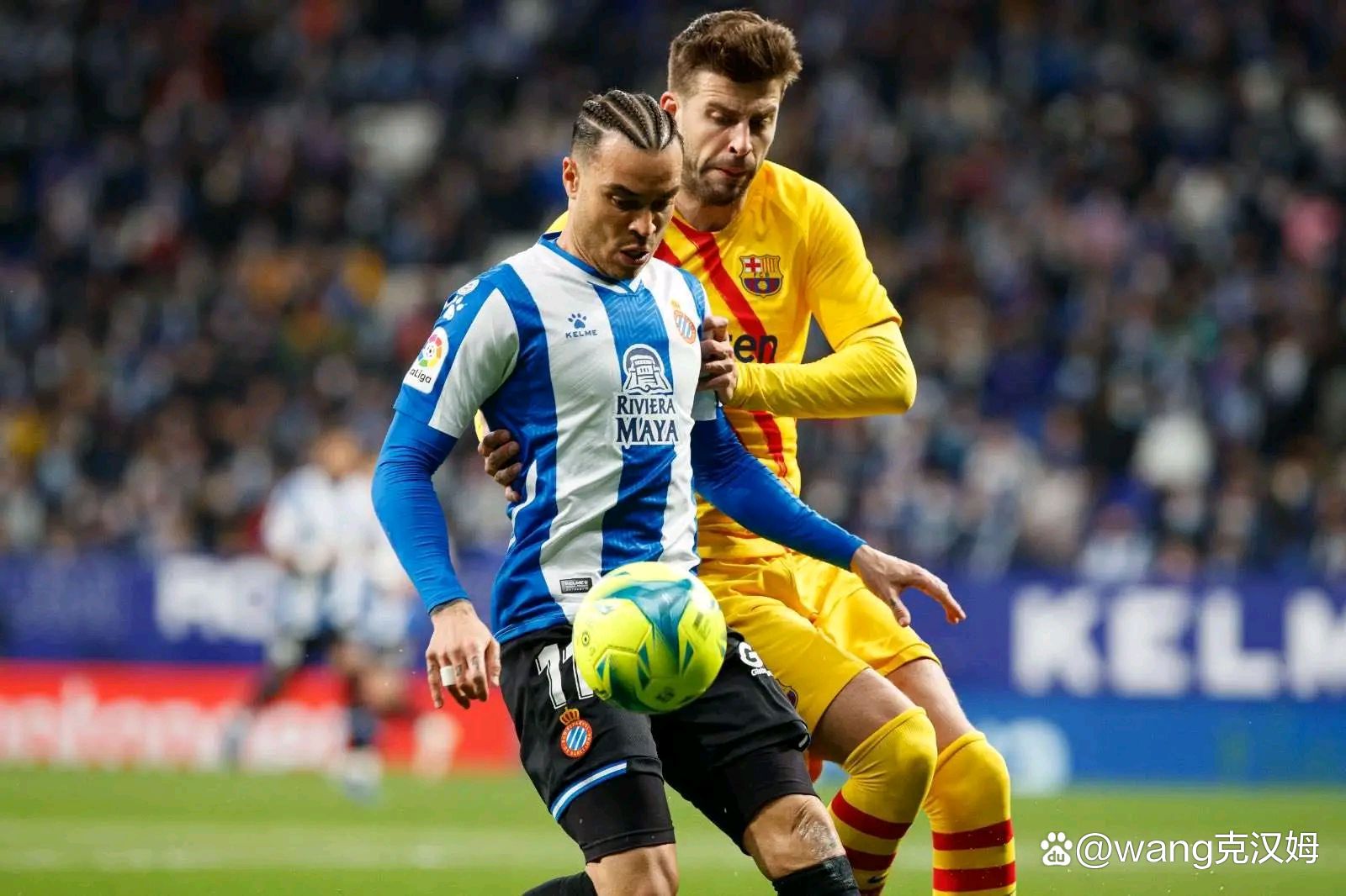 波兰逆转荷兰，皮克惊艳四座