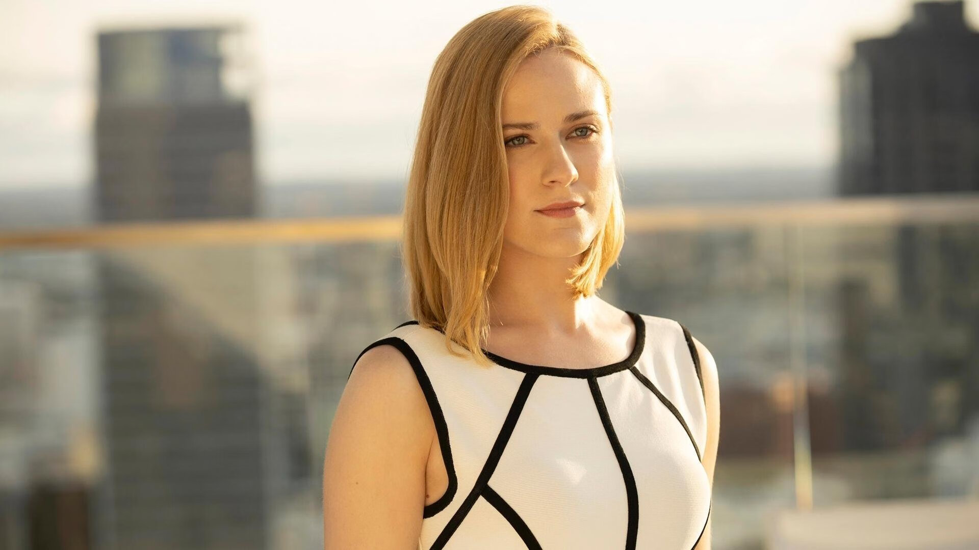 卡塞米罗之夜,诺坎普十年未见的客队中场接管德比